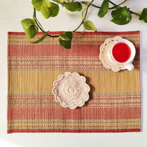 Yellow Base & Red Table Mat (Set of 6) Yellow Base & Red Table Mat (Set of 6)
